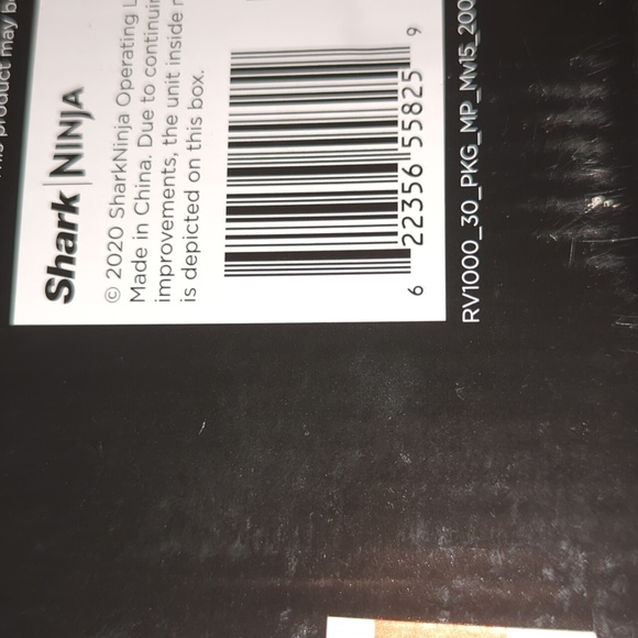 SHARK IQ ROBOT - Picture 5 of 5